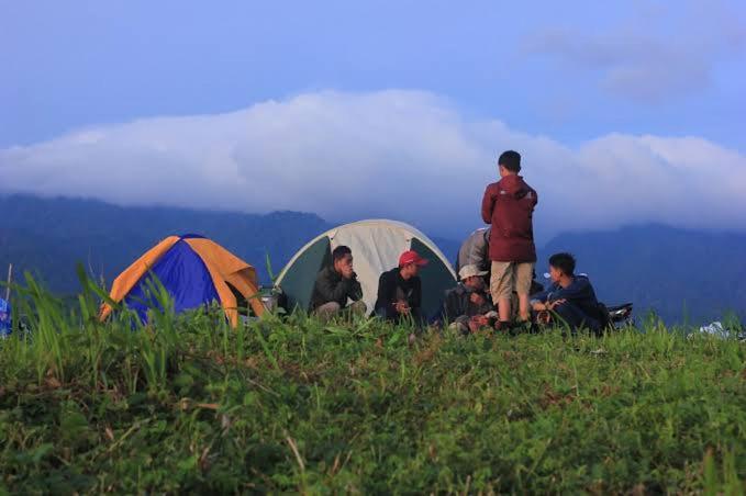 Tapian Ratu Camp Real Bukittinggi Eksteriør bilde